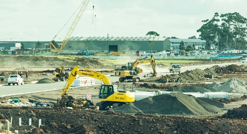 Екскаватор на гусеничному ходу