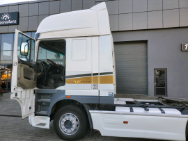 DAF XF 105.460 2011 тягач - 3