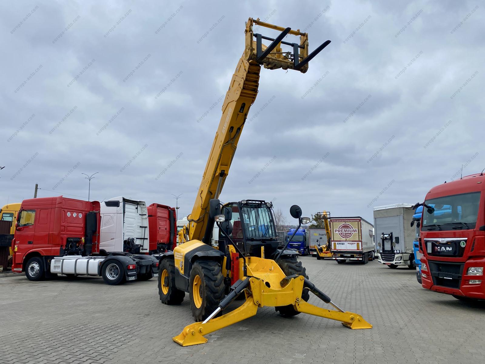 Телескопічний навантажувач JCB 540-200 2018 року - 1
