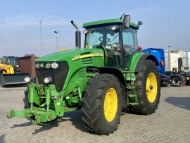 Трактор John Deere 7820