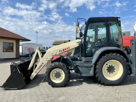 Terex TLB840PS backhoe loader - 2