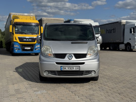 Renault Trafic Passenger  2011 - 2
