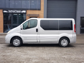 Renault Trafic Passenger  2011 - 2