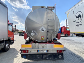 Magyar SMFF 8 sectional fuel tanker - 5